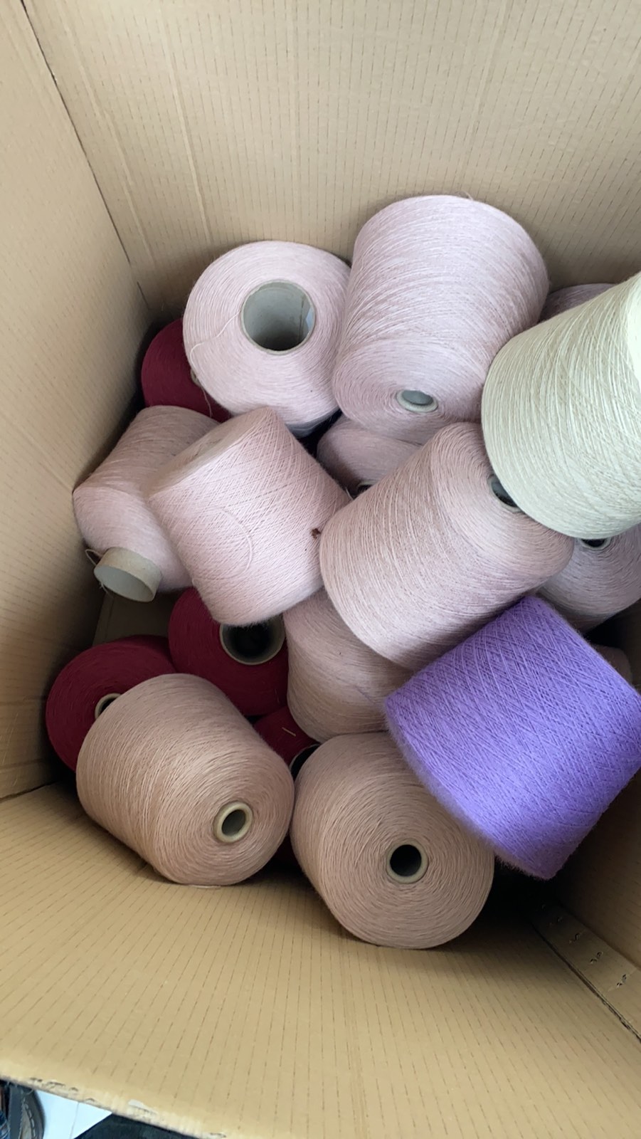 It Yarn in Bulk